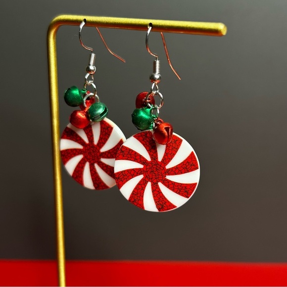 Festive Holiday Theme Christmas Earrings - Picture 2 of 3